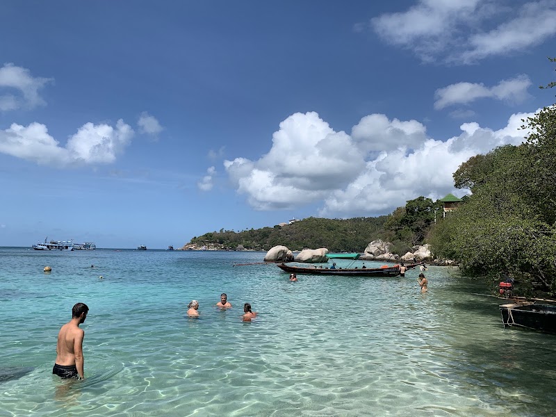 Freedom Beach - Freedom Beach 20 Moo 3, Koh Tao, อำเภอเกาะพะงัน สุราษฎร์ธานี 84280, Thailand