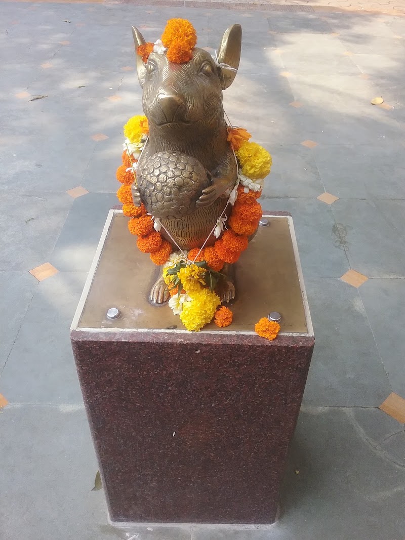 Shree Siddhivinayak Mandir - Shree Siddhivinayak Mandir Jay Jawan Krida Mandal, 4VP5+PJH, Majas Road, Ambika Nagar, Jogeshwari East, Gandhi Nagar Society, Ambika Nagar, Jogeshwari East, Mumbai, Maharashtra 400060, India