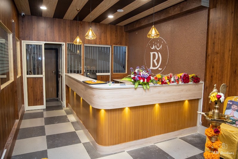 DLR Grand - DLR Grand Mangalam Road, near Leela Mahal Circle, Bank Employees Colony, Mangalam, Tirupati, Andhra Pradesh 517501, India