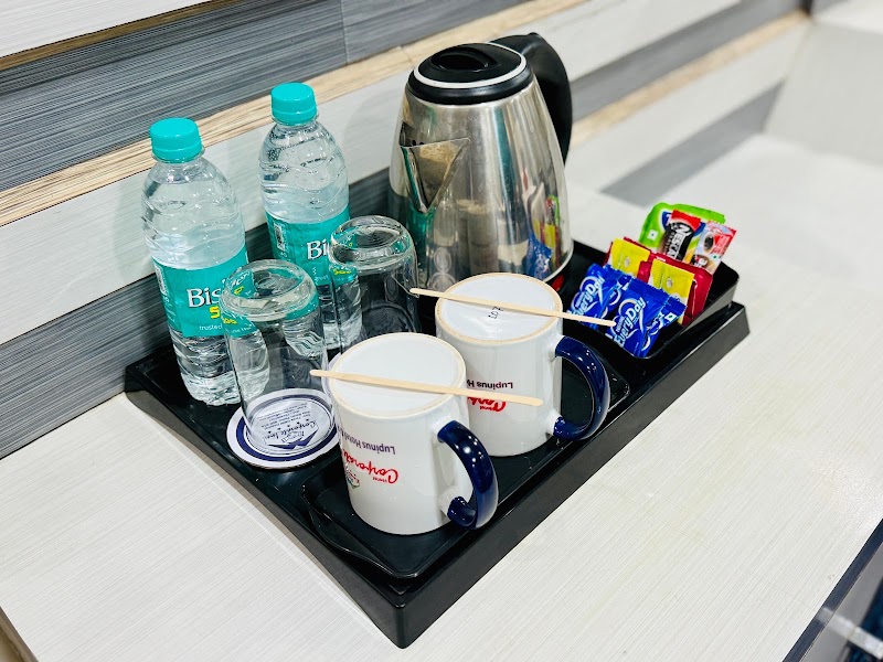 Hotel Grand Corporate - Hotel Grand Corporate Pillar No 41, Bailey Rd, opposite Paras HMRI Hospital, Samanpura, Raja Bazar, Khajpura, Patna, Bihar 800014, India