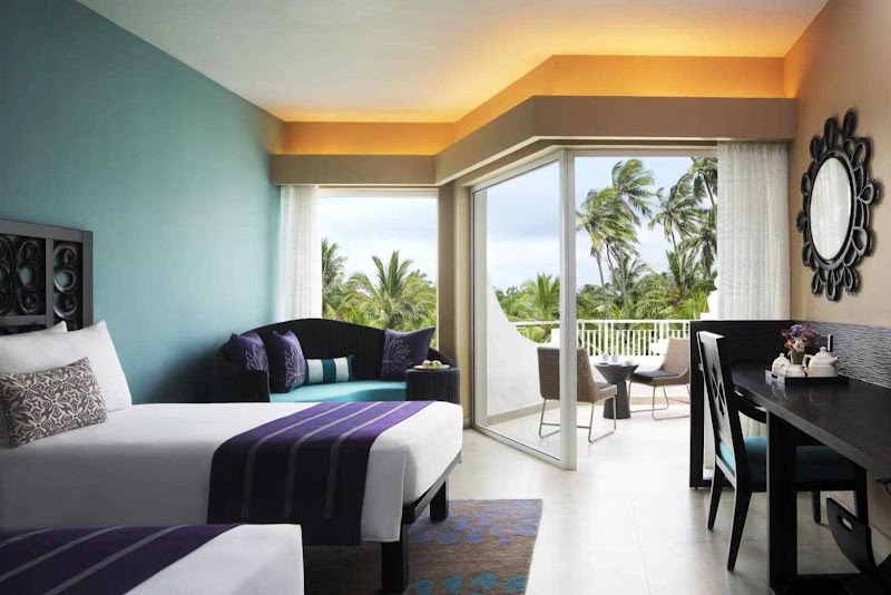 Taj Bentota Resort & Spa, Sri Lanka - Taj Bentota Resort & Spa, Sri Lanka National Holiday Resort, Beach Rd, බෙන්තොට 80500, Sri Lanka