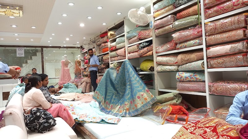 Goyal Saree Emporium - Goyal Saree Emporium Shop No, 8, Lal Ji Sand Ka Rasta, Chaura Rasta, Modikhana, Jaipur, Jaipur Nagar Nigam Area, Rajasthan 302003, India
