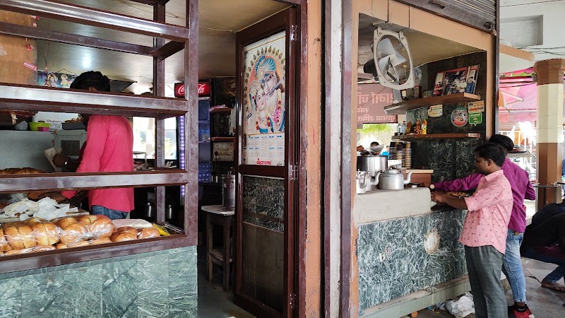 Sharma Ji Ki Chai - Sharma Ji Ki Chai 34, Trilokinath Marg, Sushanpura, Lalbagh, Lucknow, Uttar Pradesh 226001, India