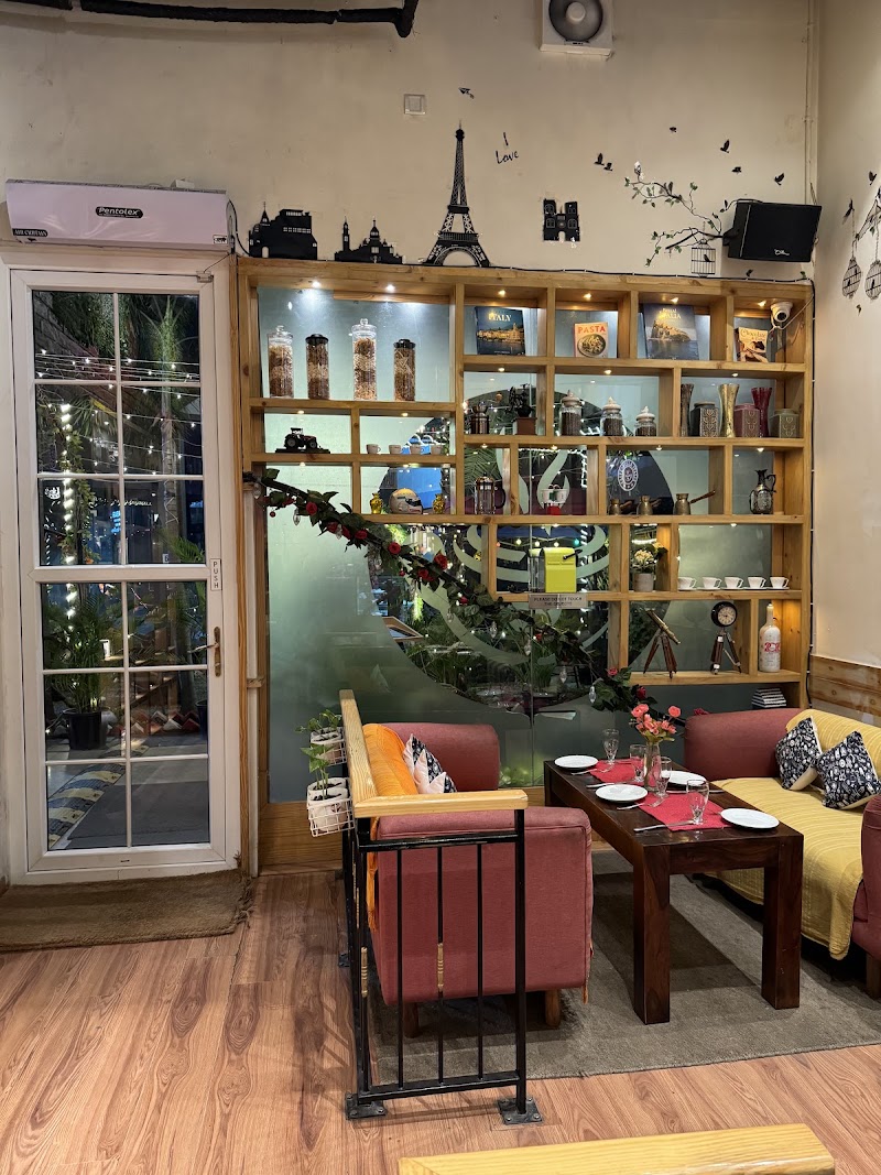 Caffe-Bella Italia - Best Italian Cafe in Gurugram | Gurgaon - Caffe-Bella Italia - Best Italian Cafe in Gurugram | Gurgaon Paras Trade Center, 122001, Valley View Estate, Gwal Pahari, Gurugram, Bandhwari, Haryana 122003, India