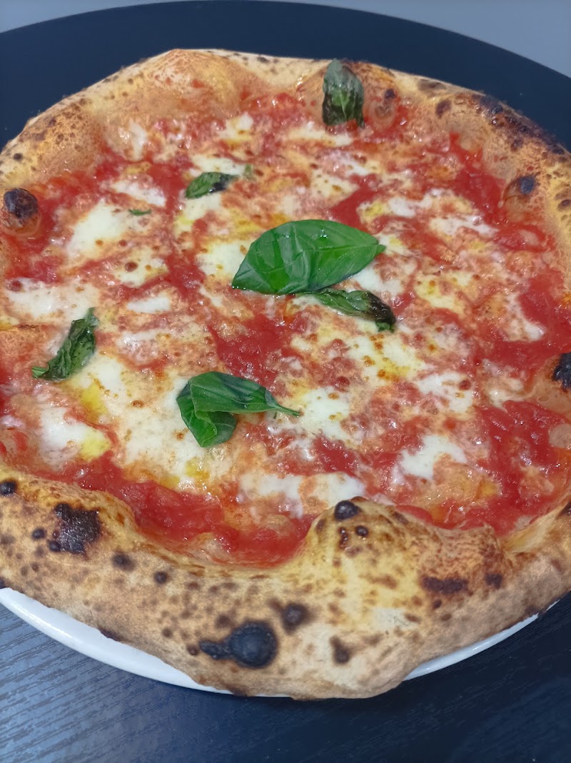 Voglia di pizza 2.0 - Voglia di pizza 2.0, Piazza Santa Croce, n11, 80059 Torre del Greco NA, Italy