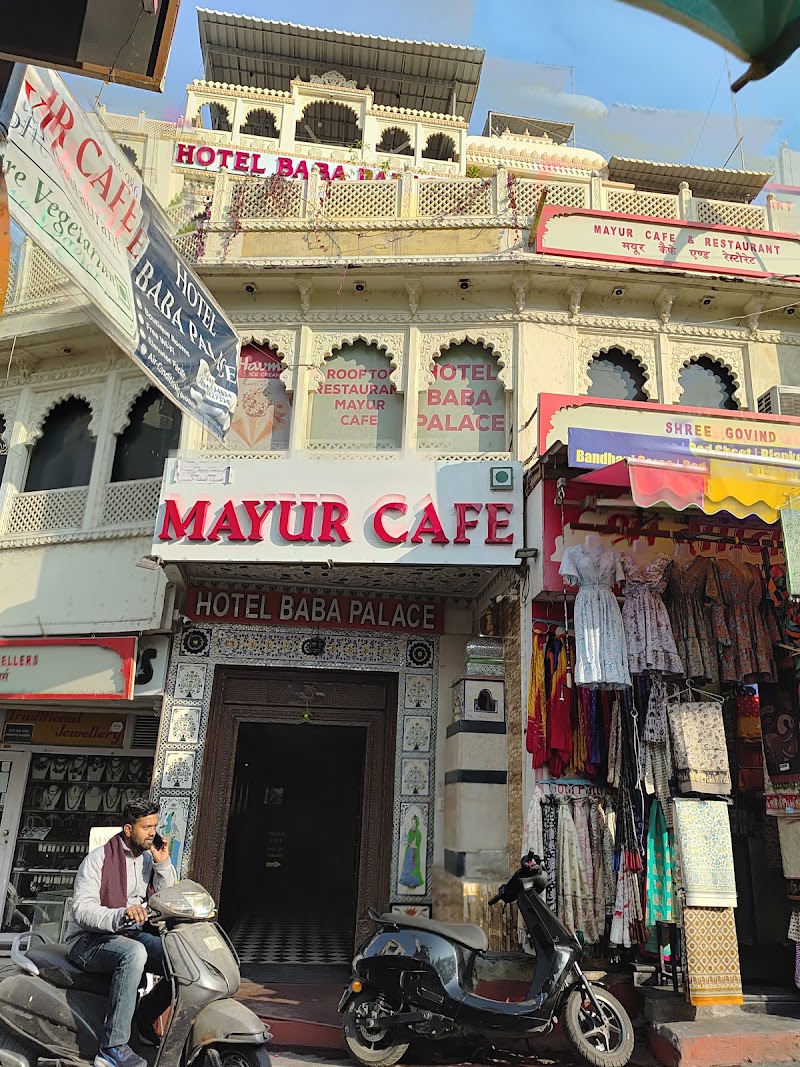 Mayur Cafe - Pure Vegetarian Family Restaurant - Mayur Cafe - Pure Vegetarian Family Restaurant 155, opposite जगदीश मंदिर, Jagdish Chowk, Rao Ji Ka Hata, Udaipur, Rajasthan 313001, India