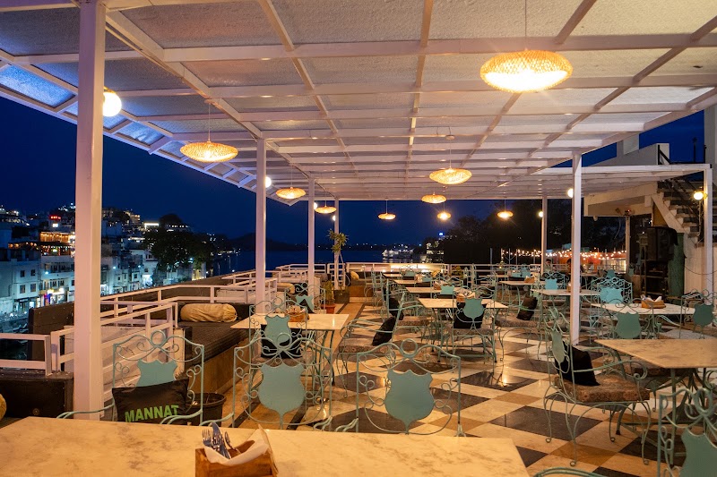 Mannat Cafe & Restaurant - Mannat Cafe & Restaurant 1, Chandpole Bridge, Ambamata, Udaipur, Rajasthan 313004, India