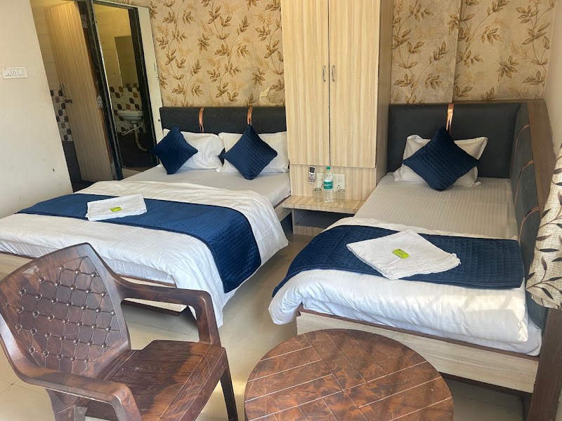 hotel mahakal ashray - hotel mahakal ashray, 134, opp. Mahakal Mandir, Kot Mohalla, Jaisinghpura, Ujjain, Madhya Pradesh 456006, India