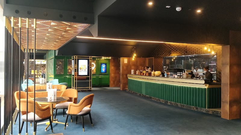 INOX Megaplex Emerald Mall - INOX Megaplex Emerald Mall INOX, 3rd Floor, Emerald Mall CP 138, Sector D1, LDA Colony, Sector D1, Ashiyana, Lucknow, Uttar Pradesh 226012, India
