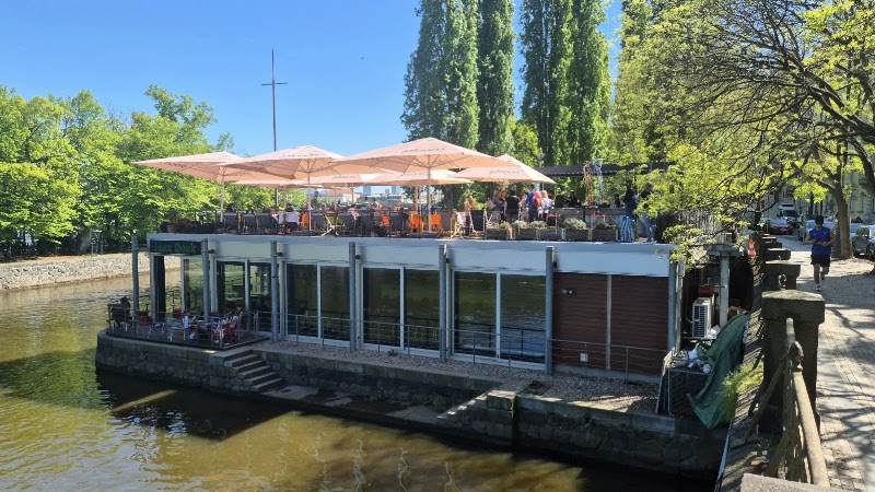 Jazz Dock - Jazz Dock, Janáčkovo nábř. 3249/2, 150 00 Praha 5-Smíchov, Czechia