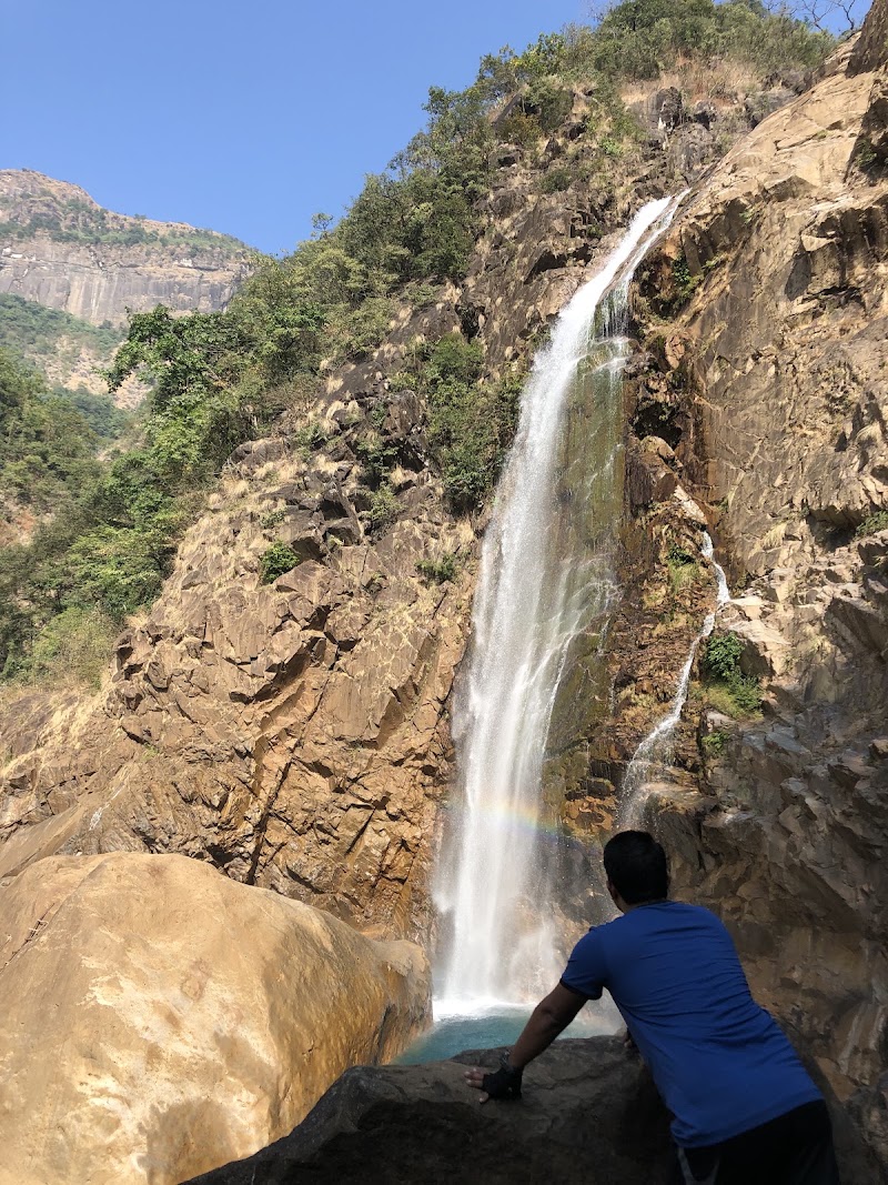 Rainbow Falls - Rainbow Falls 7M8G+XVV, Nohkalikai Rd., Sohra, Meghalaya 793108, India