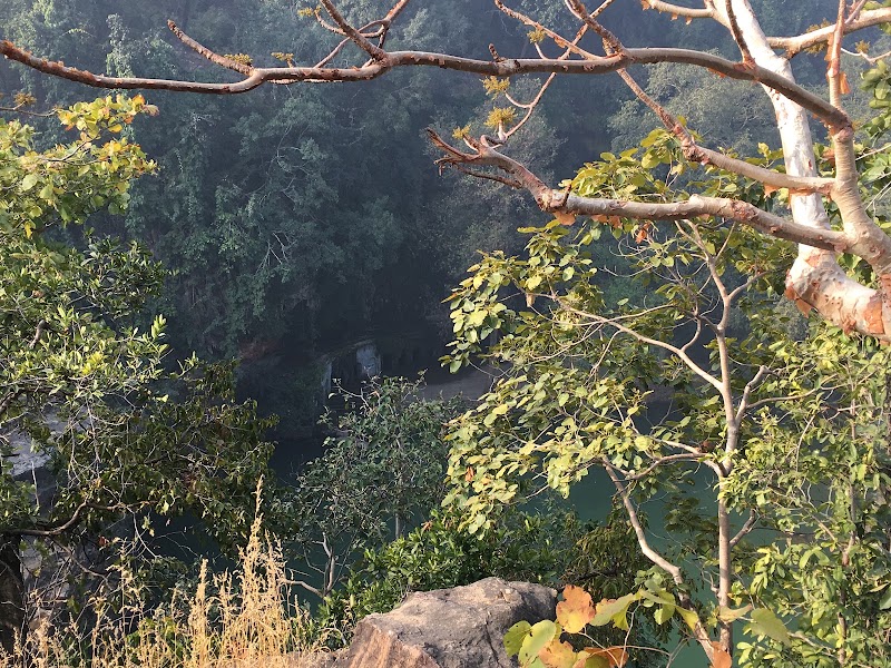 Pandav Caves and Fall - Pandav Caves and Fall, P3J8+7JF, NH 39, Nahri, Madhya Pradesh 488001, India