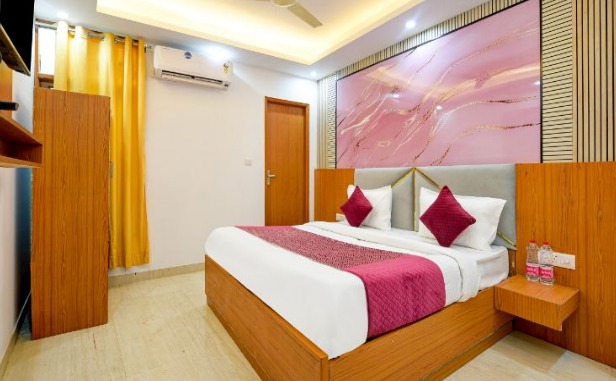 Hotel Luck Residency (Open Now ) - Hotel Luck Residency (Open Now ), airport zone, A-392/1, Rd Number 1, Block B, Mahipalpur Extension, Mahipalpur, New Delhi, Delhi 110037, India