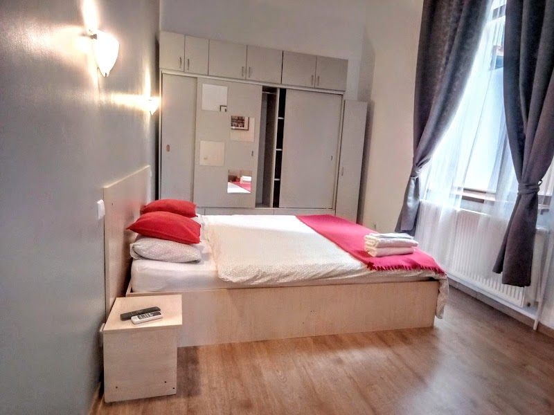 Central Guesthouse Bucharest - Central Guesthouse Bucharest Strada Bălcești 7, 030211 București, Romania