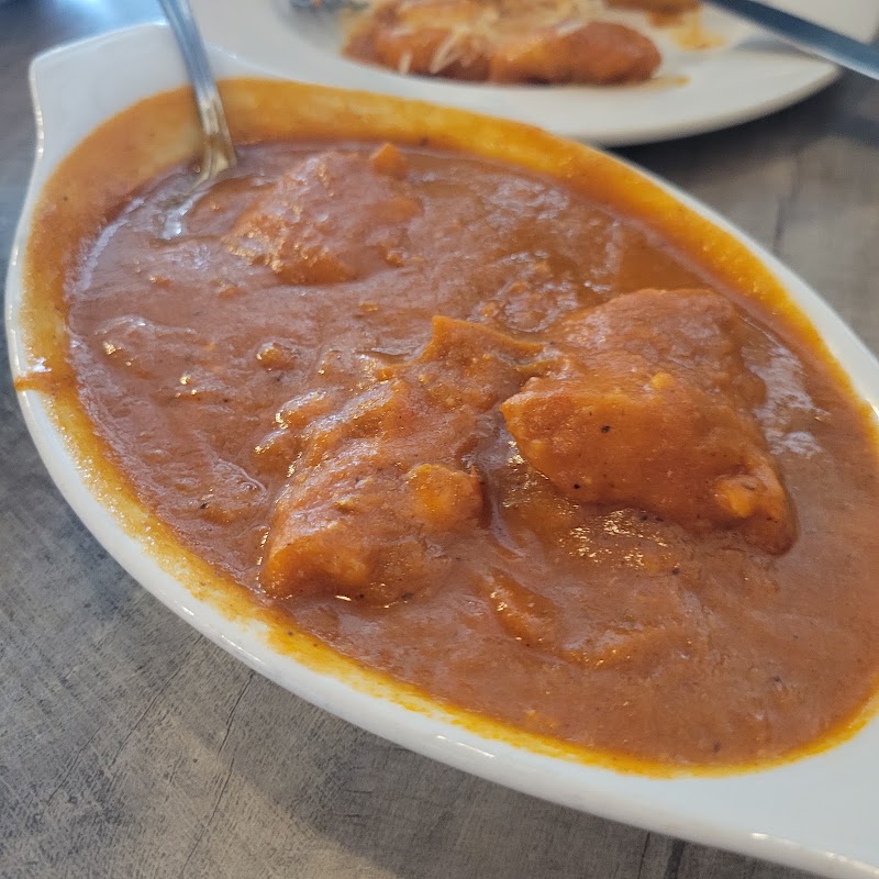 The Curry Pot Restaurant - The Curry Pot Restaurant 333 Ontario St B3, St. Catharines, ON L2R 5L3, Canada
