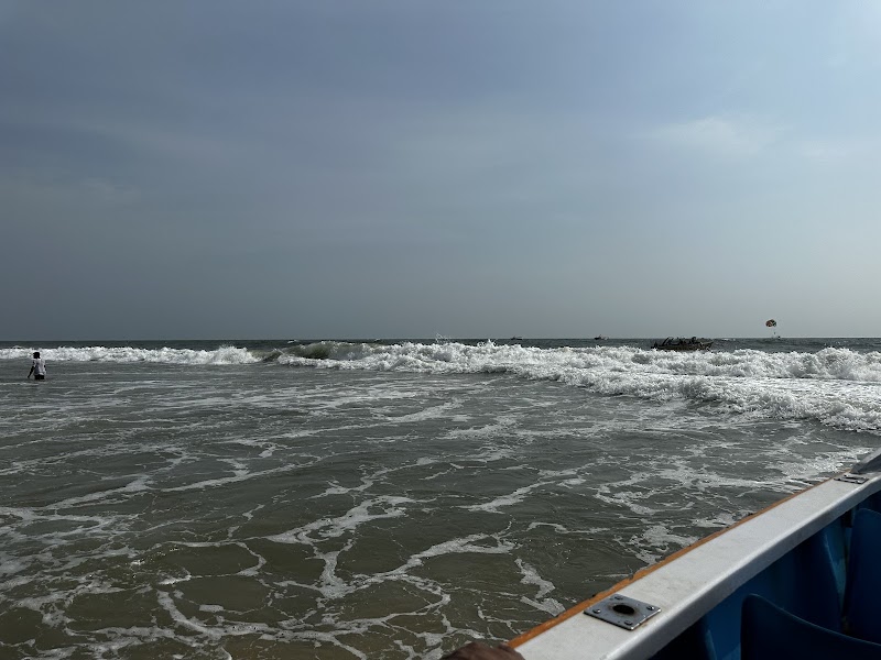 North Candolim beach - North Candolim beach GQF6+W59, Candolim, Goa 403519, India