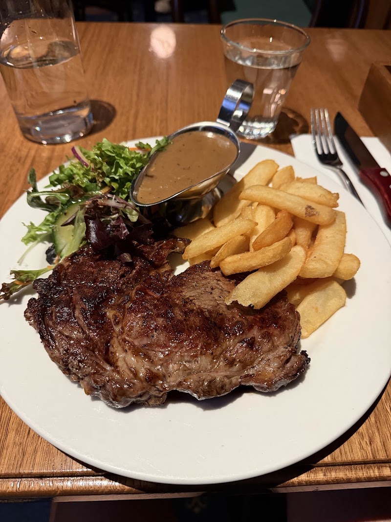 Three Crowns Hotel - Three Crowns Hotel, 365 Victoria St, West Melbourne VIC 3003, Australia