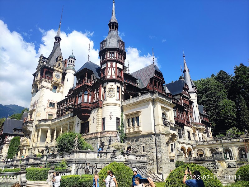 Pelișor Castle - Pelișor Castle, Aleea Peleșului 2, 106100 Sinaia, Romania
