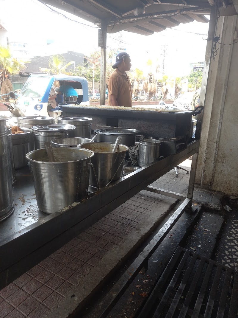 Anna South Food Court - Anna South Food Court, 35F2+2C3, Srikant Verma Marg, Kranti Nager, Talapara, Vidya Nagar, Chhattisgarh 495001, India