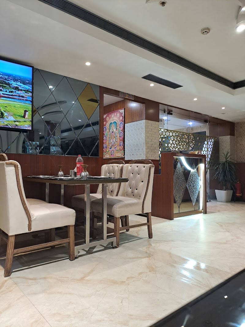 Jalpaan Veg Restaurant - Jalpaan Veg Restaurant Jalpaan Dining Saga, BESIDE Hotel Udayee International, Bus Stand, opp. APSRTC, Tata Nagar, Tirupati, Andhra Pradesh 517501, India