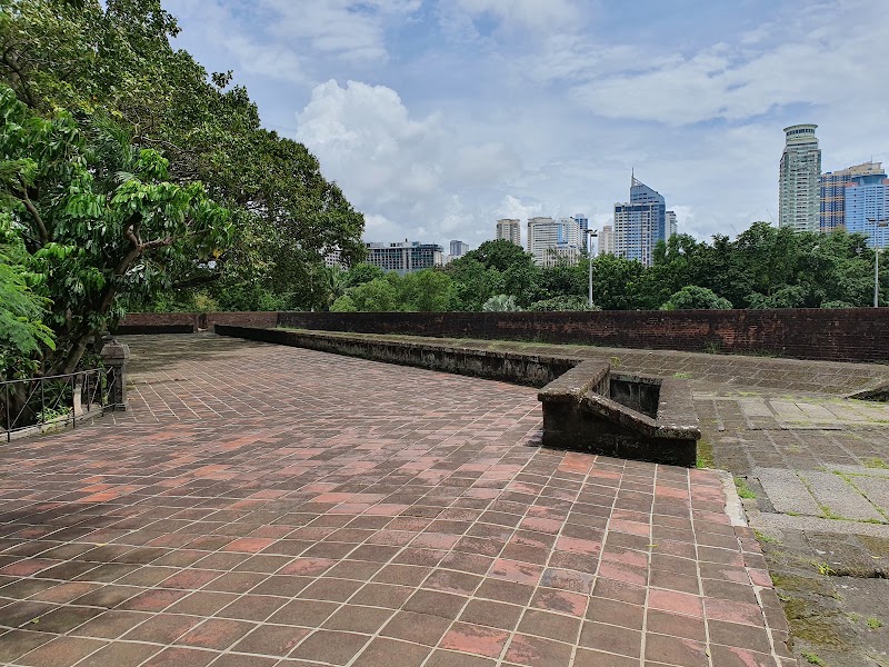 Puerta Real Gardens - Puerta Real Gardens, HXPG+8WH, Intramuros, Manila, 1002 Metro Manila, Philippines