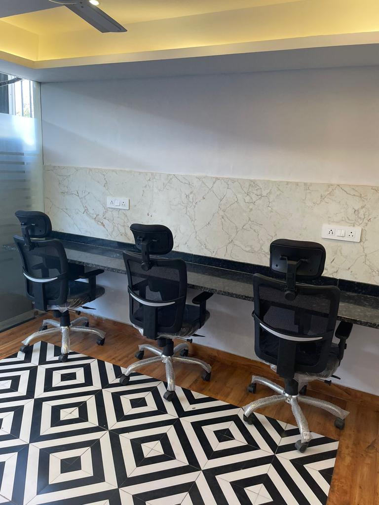 Parivar Co-living - Parivar Co-living, T 16/14, T Block, DLF Phase 3, Sector 24, Gurugram, Haryana 122002, India