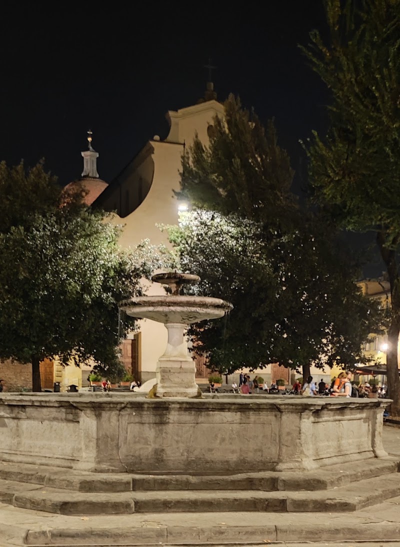 Piazza Santo Spirito - Piazza Santo Spirito Via Sant'Agostino, 50125 Firenze FI, Italy