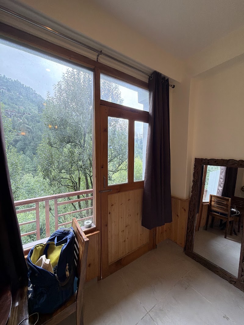 The Rustic Jibhi - Cafe - The Rustic Jibhi - Cafe The Rustic, Jibhi, Bini, Himachal Pradesh 175123, India