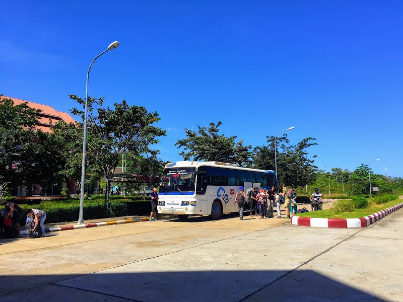 Nong Nok Khiene Border Checkpoint (Laos-Cambodia) - Nong Nok Khiene Border Checkpoint (Laos-Cambodia), Stung Treng, Kambodscha, W2GH+6C2, Veun Kham, Laos