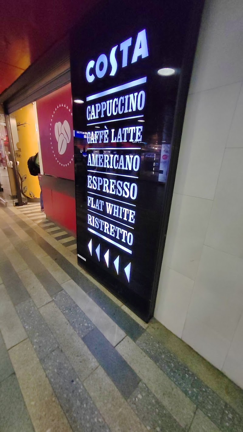 Costa Coffee - Costa Coffee, Wilsonova 8, ground floor, 121 06 Praha 2, Czechia