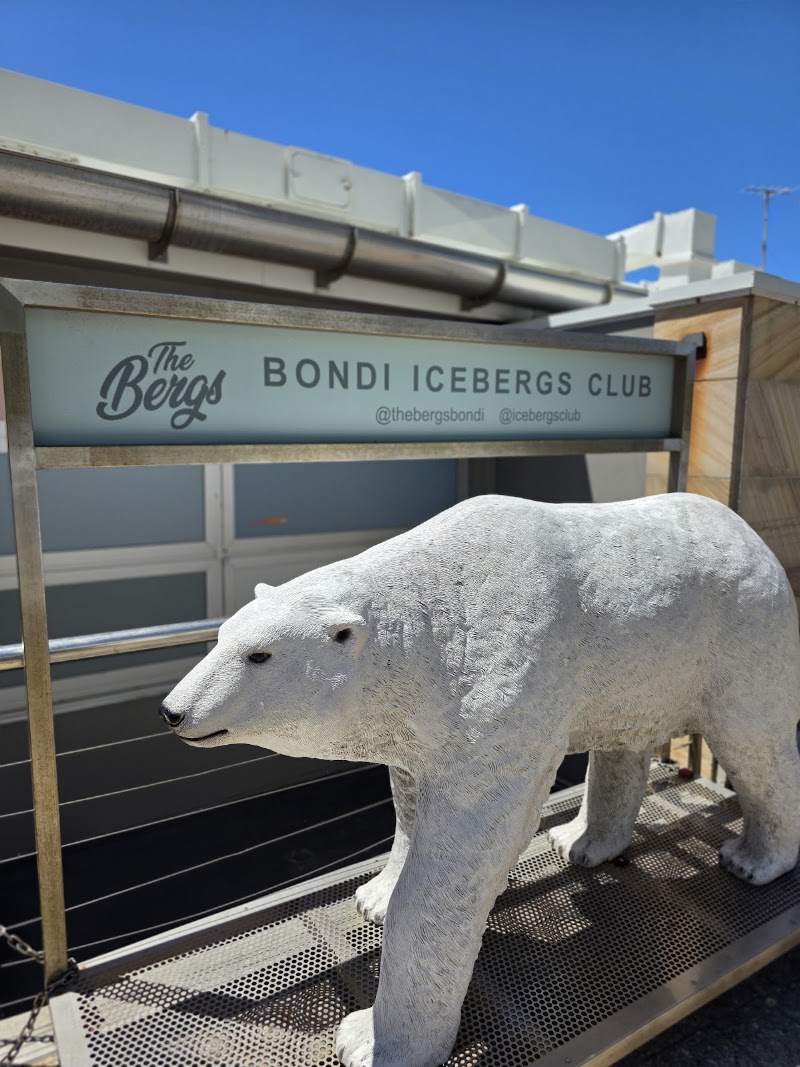 Bondi Icebergs Swimming CLUB - The Bergs Bistro - Bondi Icebergs Swimming CLUB - The Bergs Bistro 1 Notts Ave, Bondi Beach NSW 2026, Australia