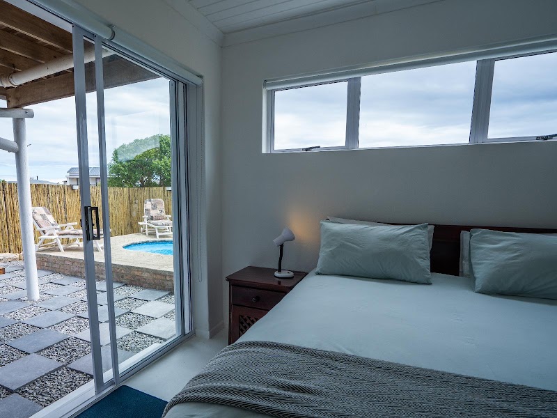 Stony Point Beach House - Stony Point Beach House, 4254 Crassula Ave, Betty's Bay, 7141, South Africa