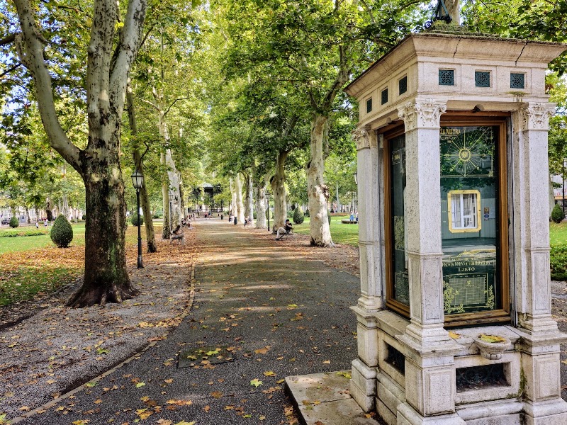 Zrinjevac Park - Zrinjevac Park Zrinjevac 7, 10000, Zagreb, Croatia