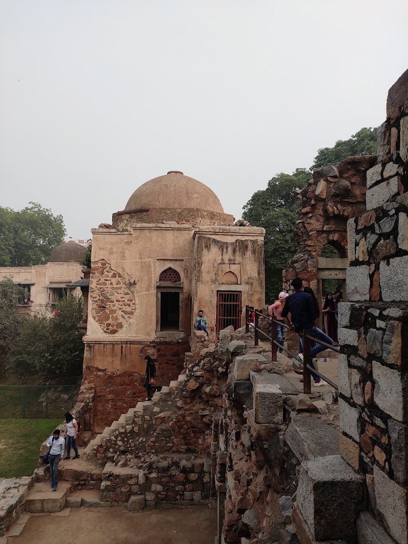 Firoz Shah's Tomb - Firoz Shah's Tomb 2, Hauz Khas Tank, Hauz Khas Village, Deer Park, Hauz Khas, New Delhi, Delhi 110016, India