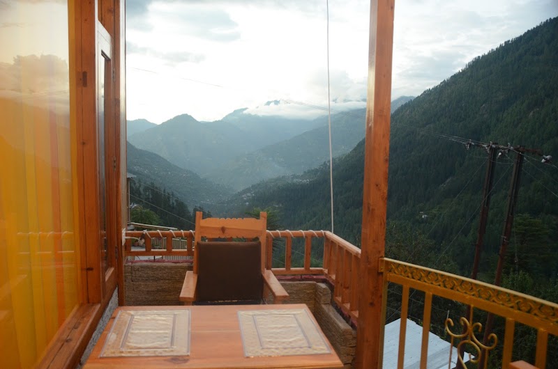 Hill View Homestay - Hill View Homestay, village Bharthidhar p.o. Tandi, Teh. Banjar, District. Kullu, Pin Code 175123, Bini, Himachal Pradesh 175123, India