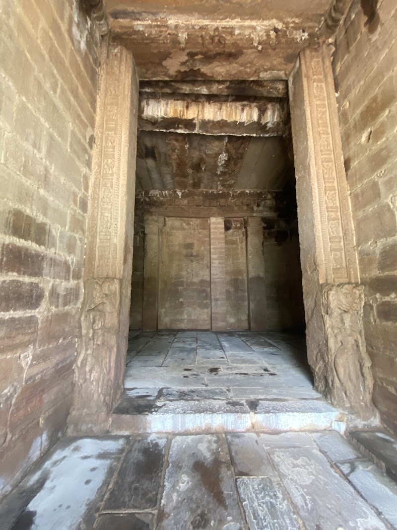 Teli Temple - Teli Temple 65C8+574, Gwalior Fort, Gwalior, Madhya Pradesh 474008, India