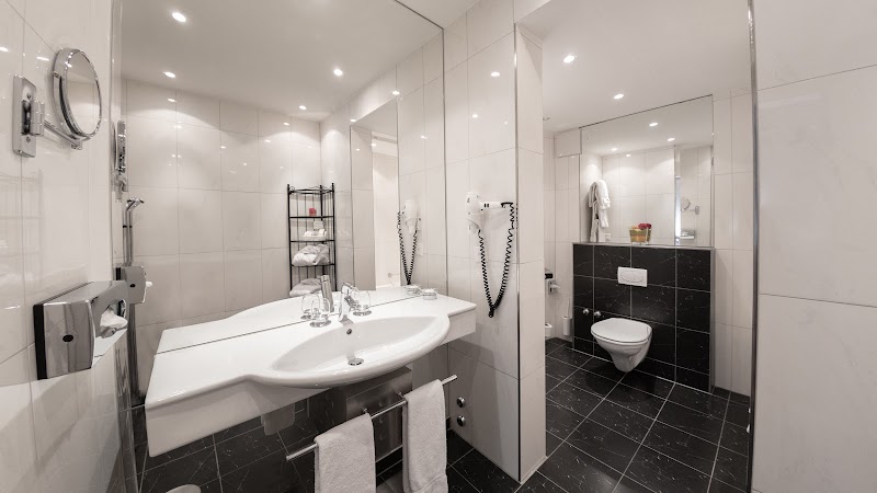 Hotel Wilden Mann - Hotel Wilden Mann Bahnhofstrasse 30, 6003 Luzern, Switzerland