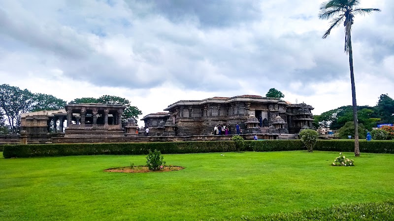 Shri Hoysaleswara Temple - Shri Hoysaleswara Temple, Halebeedu, Karnataka 573121, India