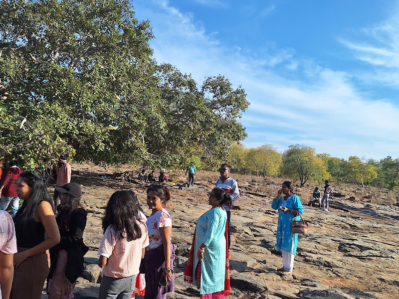 Dhaskund Waterfall - Dhaskund Waterfall, Sirpur Rd, Awarai, Chhattisgarh 493551, India