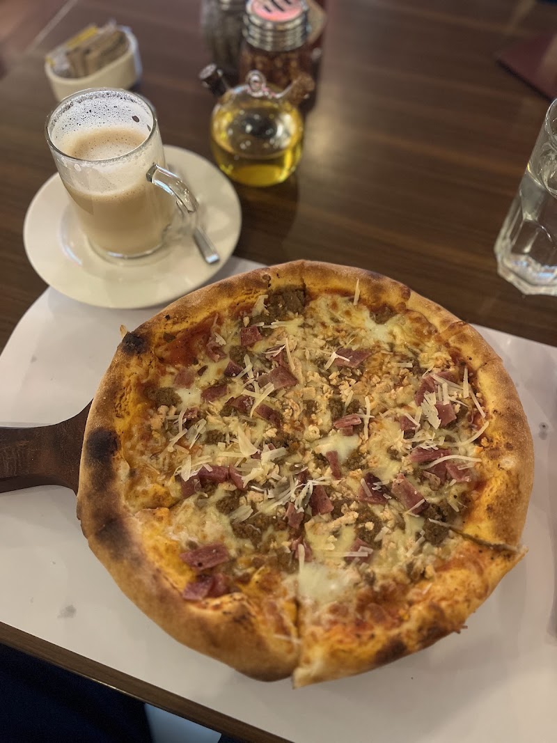 Bologna Italian Restaurant - Bologna Italian Restaurant First Floor, 759, 100 Feet Rd, HAL 2nd Stage, Appareddipalya, Indiranagar, Bengaluru, Karnataka 560008, India