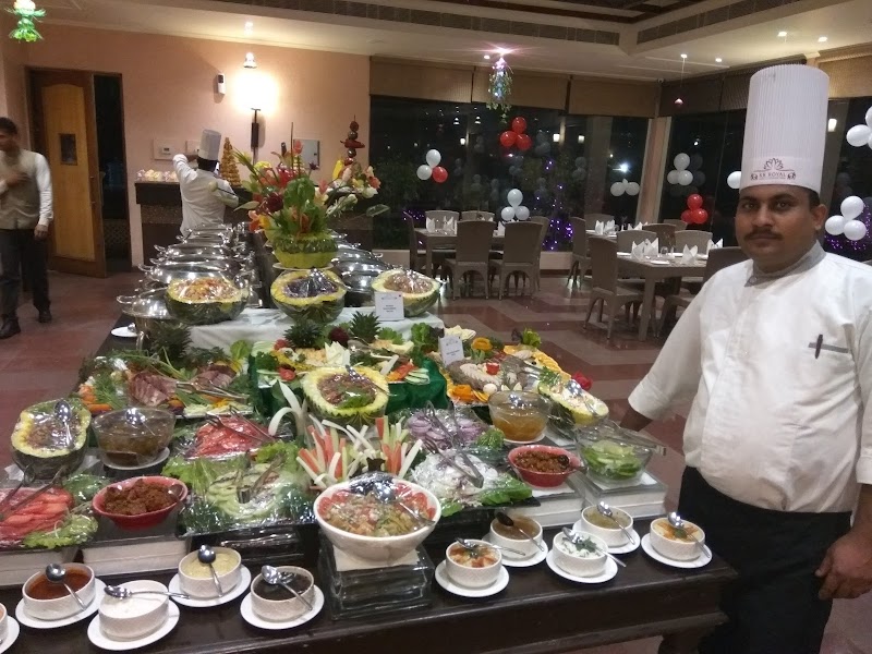 Rang Mahal Restaurant - Rang Mahal Restaurant Rang Mahal Restaurant, KK Royal Hotel, Delhi Road, Amer, Jaipur, Rajasthan 302028, India