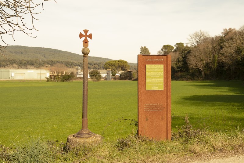 La creu del Candell - La creu del Candell 17850 Besalú, Girona, Spain
