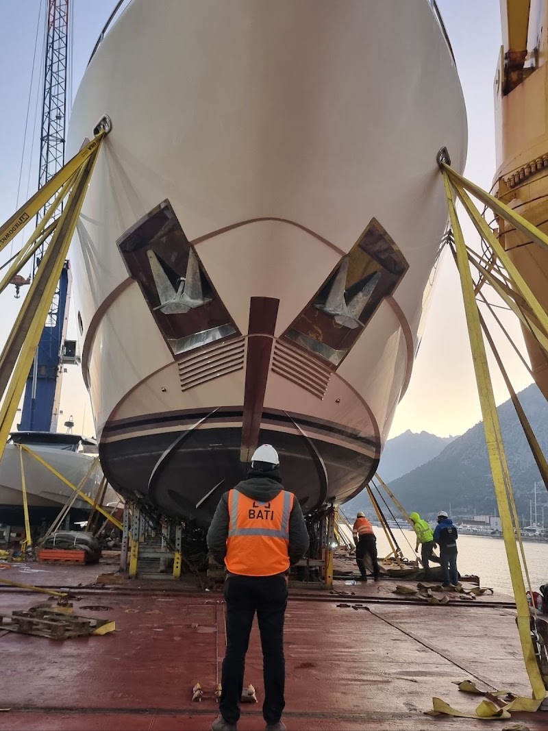 BATI Group of Shipping Companies - BATI Group of Shipping Companies, Fulya Mh Büyükdere Caddesi, Fulya, Likör Yanı Sk. Akabe Ticaret Merkezi No:80 Kat 2/202 No:78, 34437 Şişli/İstanbul, Türkiye