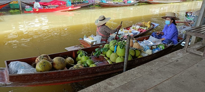 ตลาดน้ำเหล่าตั๊กลัก (ปากคลองลัดพลี)Lao Tuk Luck floating market - ตลาดน้ำเหล่าตั๊กลัก (ปากคลองลัดพลี)Lao Tuk Luck floating market ทางหลวงสาย325 ทางไปวัดสุน, GXC4+HR3 ตำบล ดำเนินสะดวก อำเภอดำเนินสะดวก ราชบุรี 70130, Thailand