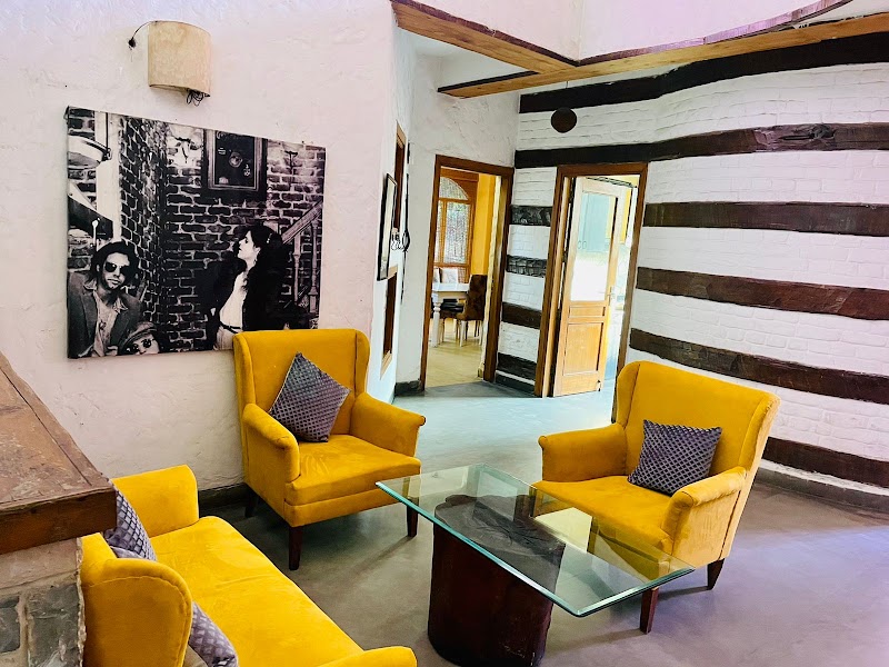 Vintage Villa / House Party Venue / Photo Shoot Location in Gurgaon - Vintage Villa / House Party Venue / Photo Shoot Location in Gurgaon House no 21, near Star Mall, Sector 31, Gurugram, Haryana 122001, India