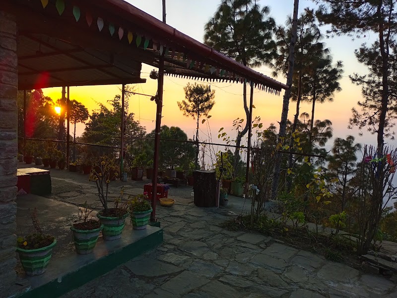 गोविन्दा होमस्टे - Govinda Homestay - गोविन्दा होमस्टे - Govinda Homestay Gadholi Rd., कसारदेवी, Matena, Uttarakhand 263601, India