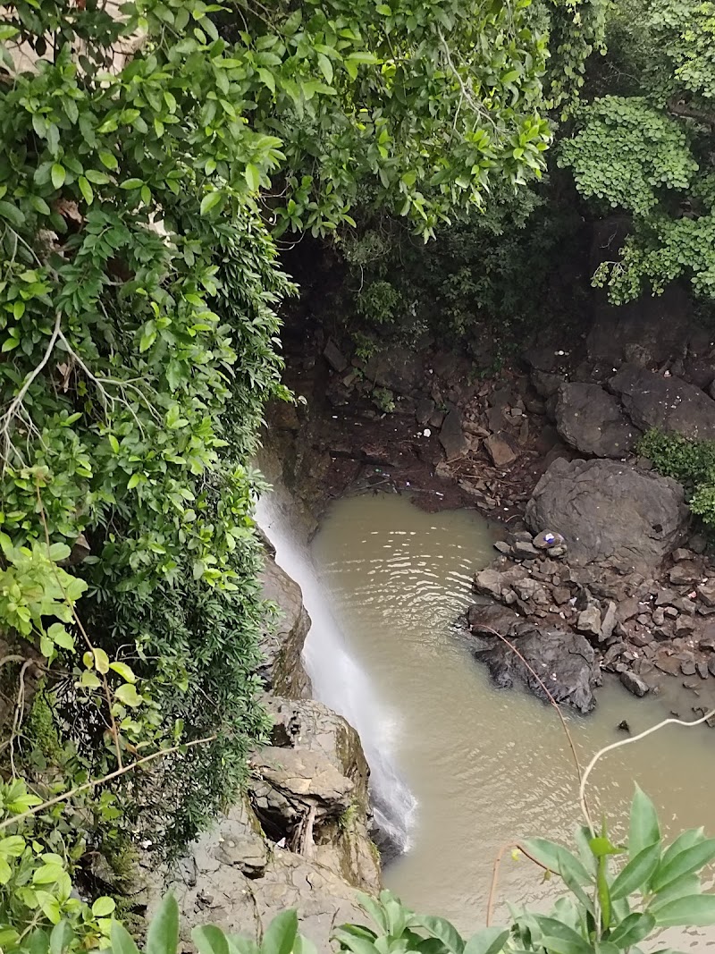 Dhaskund Waterfall - Dhaskund Waterfall, Sirpur Rd, Awarai, Chhattisgarh 493551, India