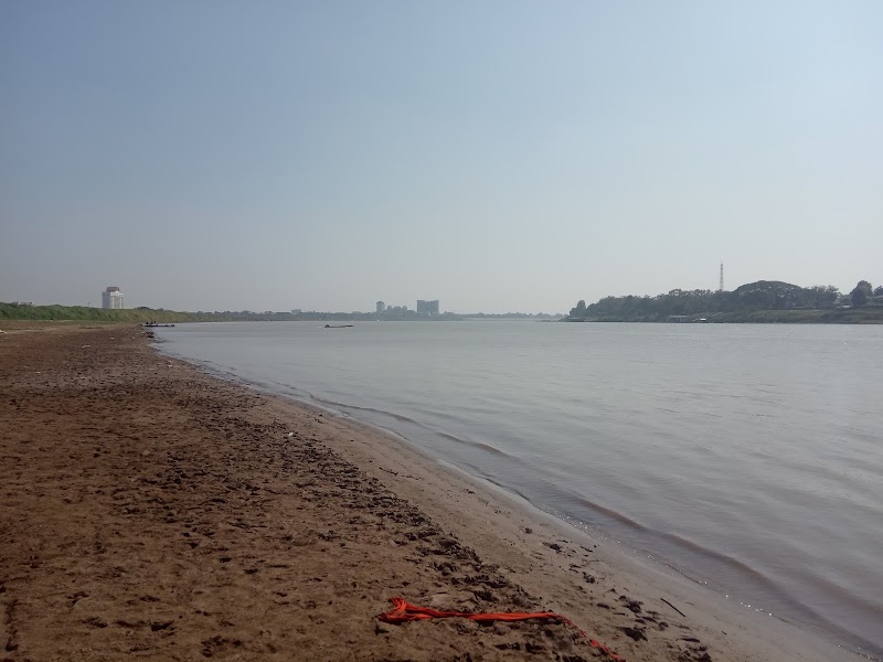 Mekong Beach Vientiane - Mekong Beach Vientiane, XH6X+J66, Vientiane, Laos
