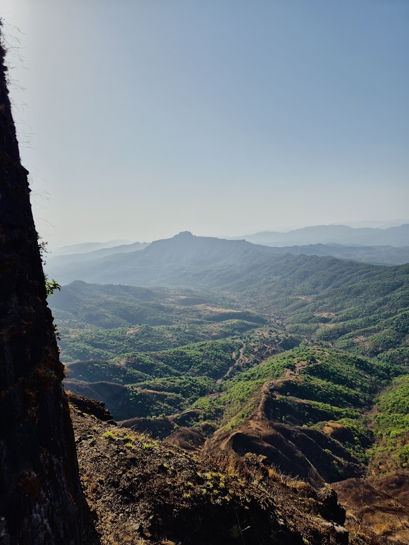 Torna trek start point (metpilware route) - Torna trek start point (metpilware route), 7J9H+C59, Metpilaware, Maharashtra 412212, India