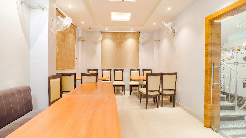 FabHotel Holiday Grand - Hotel in Danapur, Patna - FabHotel Holiday Grand - Hotel in Danapur, Patna 11, Anugrah Nagar, Opp Pillar No-200 Nahar Road, Shiv Mandir Path, Vivek Vihar Colony, Patna, Bihar 801503, India